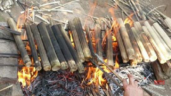 Cách làm món cơm lam của người Tây Bắc