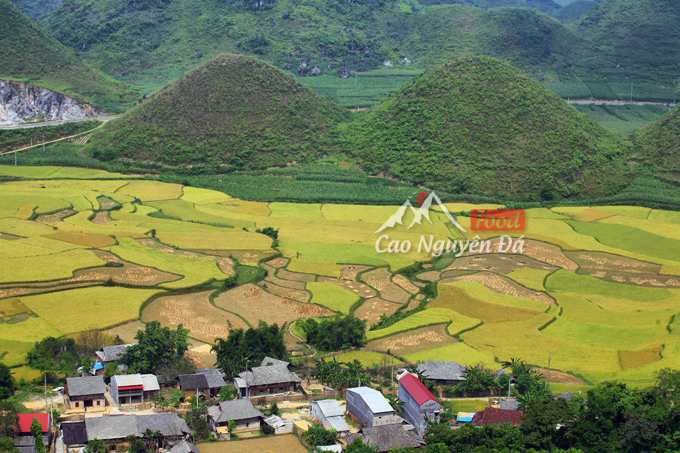 Núi đôi Quản Bạ Hà Giang tuyệt tác mà thiên nhiên ban tặng