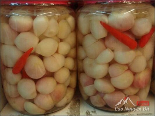 Cách làm hành muối giòn ngon, không bị thâm vỏ chuẩn bị cái tết tươm tất