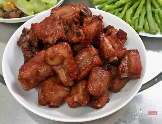Sườn xào chua ngọt với cách làm đơn giản nhanh chóng tại nhà