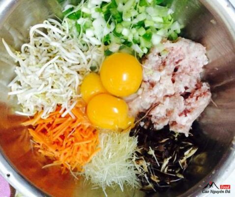 Cách làm nem rán đơn giản giòn ngon cho ngày tết