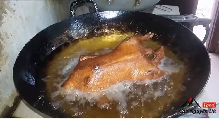 Cách làm vịt quay lá mắc mật thơm ngon khó cưỡng