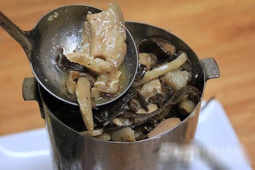 CÁCH LÀM GIÒ XÀO ĐƠN GIẢN GIÒN NGON CHO NGÀY TẾT