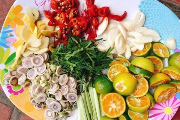 cách làm chân gà sả ớt