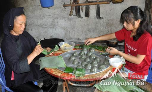 Cách làm bánh rợm, bánh chuối rằm tháng 7 của người tày hà giang 
