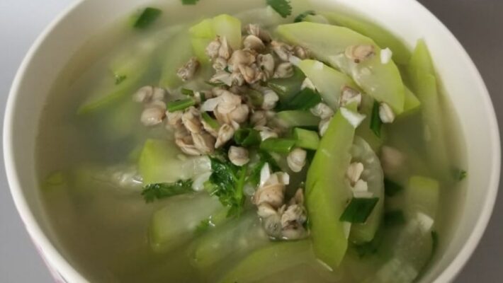 Cách nấu canh hến nấu bầu ngon tuyệt đậm đà hương vị quê nhà
