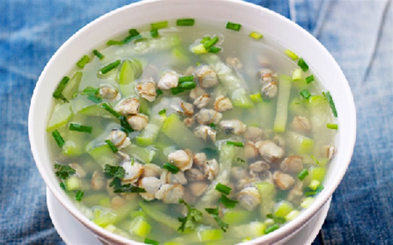 Cách nấu canh hến nấu bầu ngon tuyệt đậm đà hương vị quê nhà