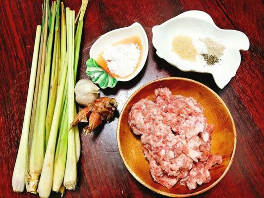 Cách làm Thịt lợn bọc sả chiên giòn thơm ngon cho cả nhà